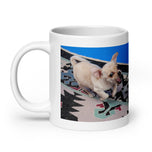 White glossy mug • The Chase! • Panorama